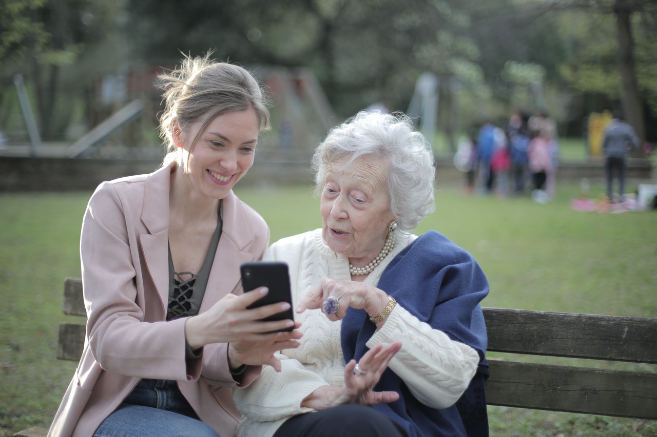 Summer Safety Tips For Independent Living Seniors While Outdoors